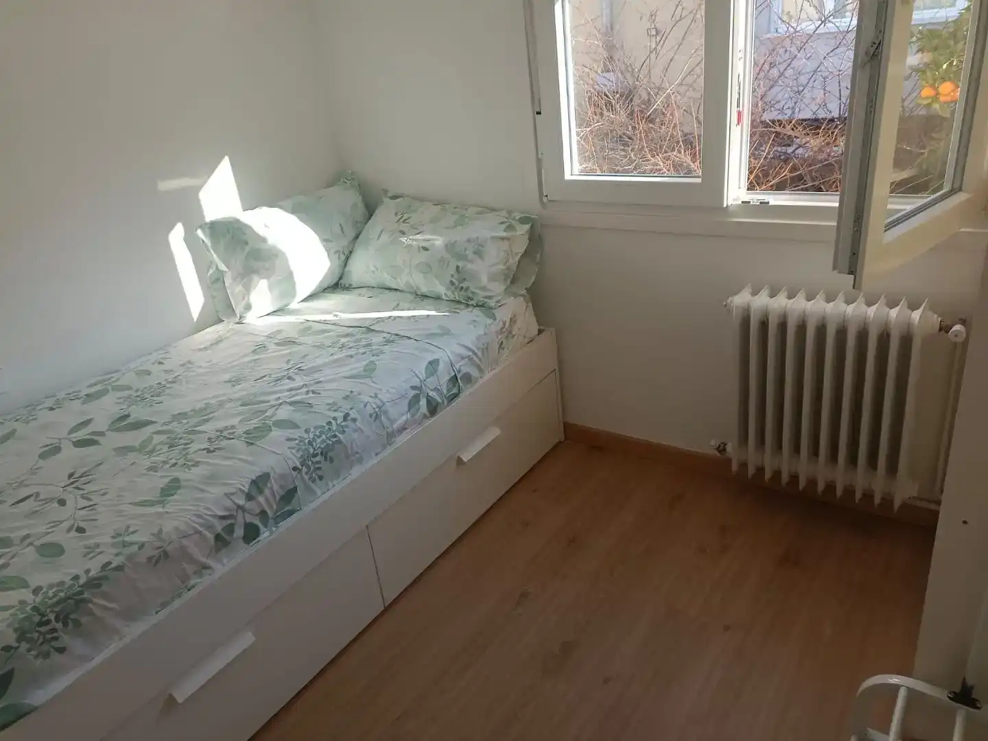Habitación de Casa o chalet para compartir en San Sebastián de los Reyes con Jardín privado y Parquet