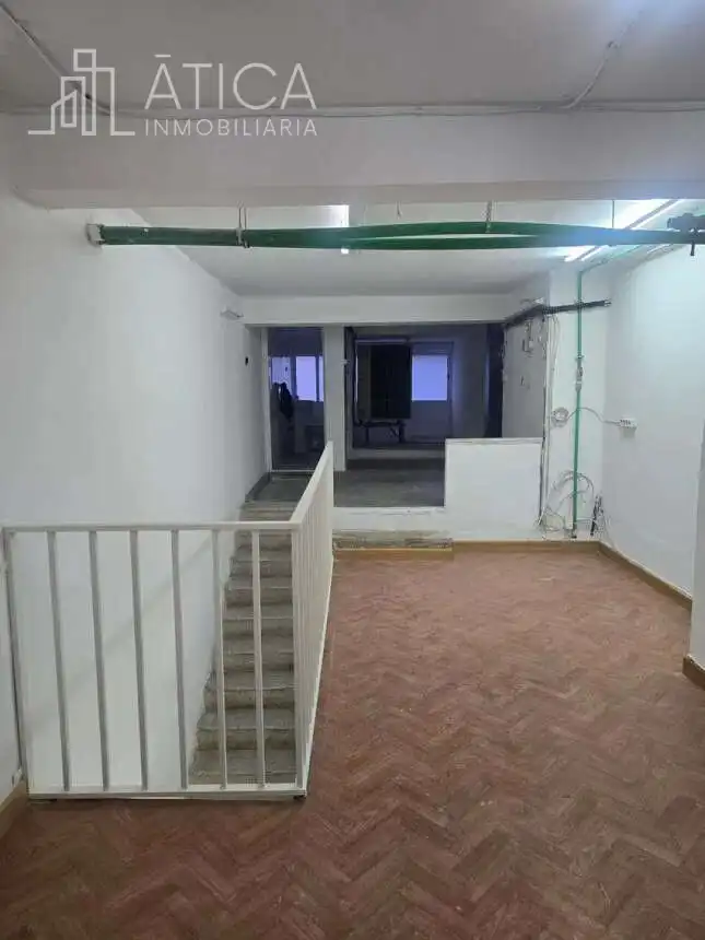 Geschaftsraum zur Miete in San Bernardo - Carmelitas - Campus