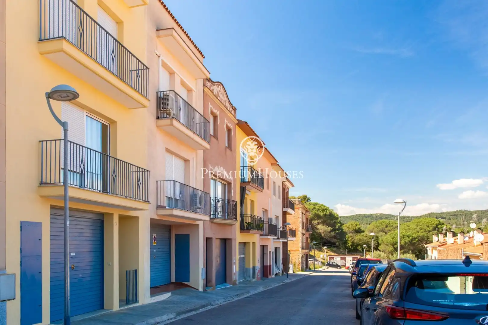 Vista exterior de Casa adosada en venta en Argentona con Calefacción y Terraza