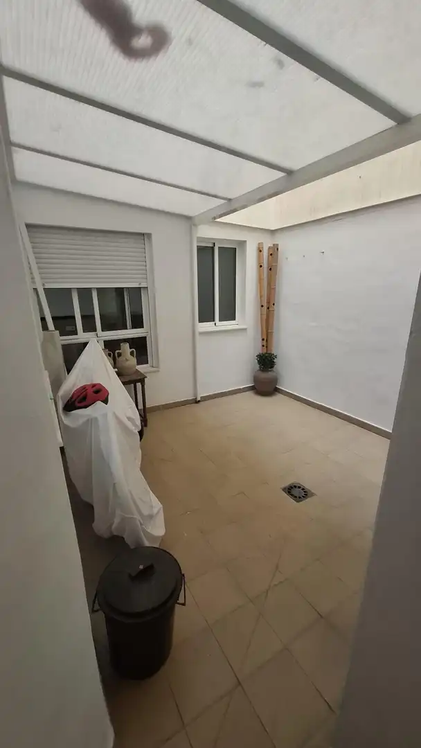 Planta baja de alquiler en San Crispín