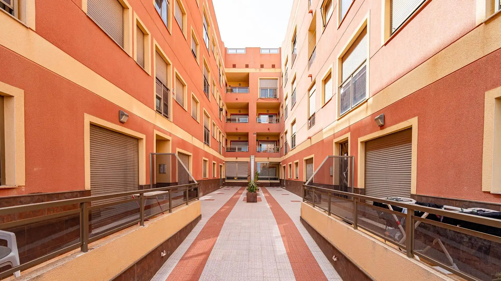 Vista exterior de Apartamento en venta en Formentera del Segura con Terraza y Piscina comunitaria