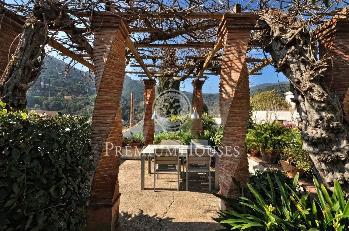 Houses for sale in Cabrera de Mar