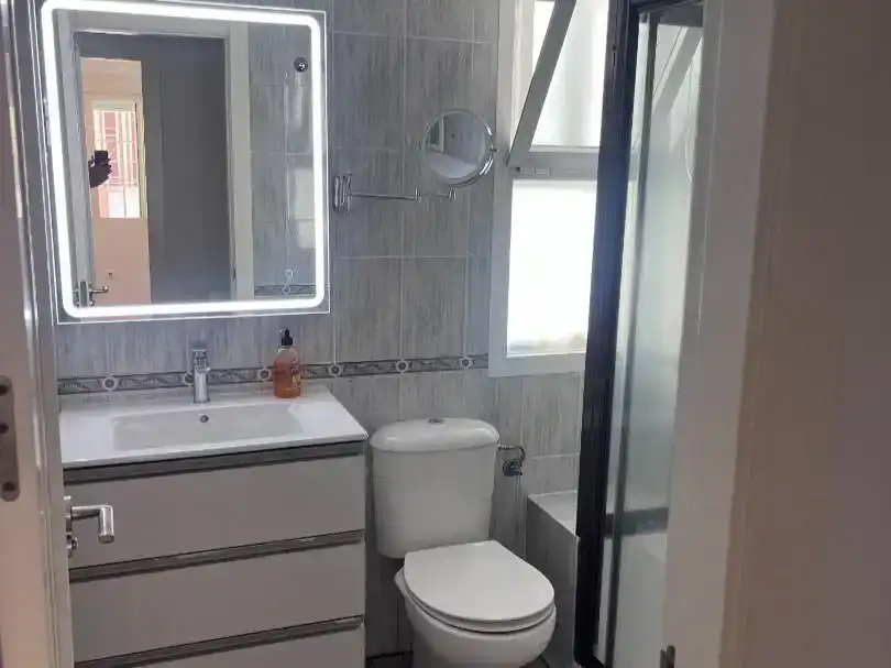 Badezimmer von Wohnung zur Miete in Mérida mit Klimaanlage, Parkett und Schwimmbad