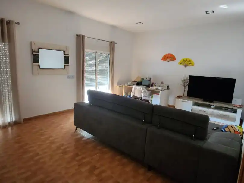 Chalet con jardín en venta en Carrer de Montsant 2220, imagen 7
