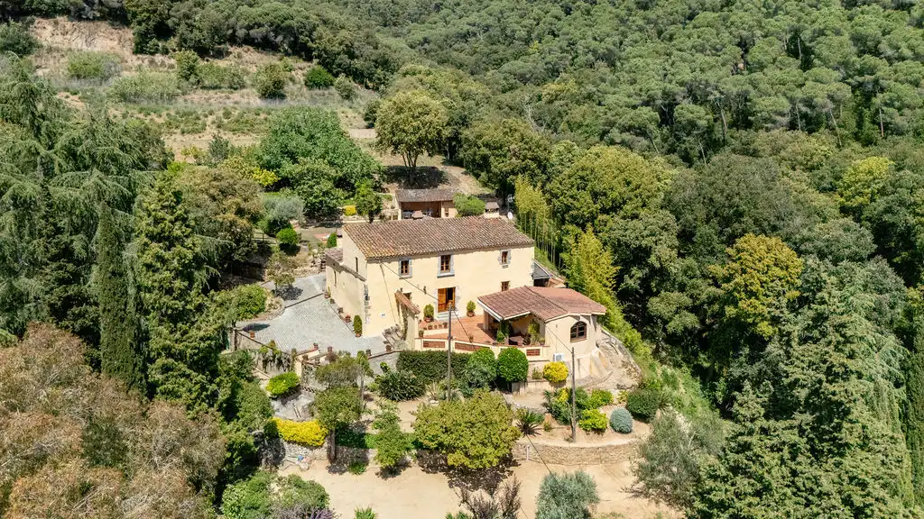 Casa rústica con piscina en venta en Arenys de Munt, imagen 3