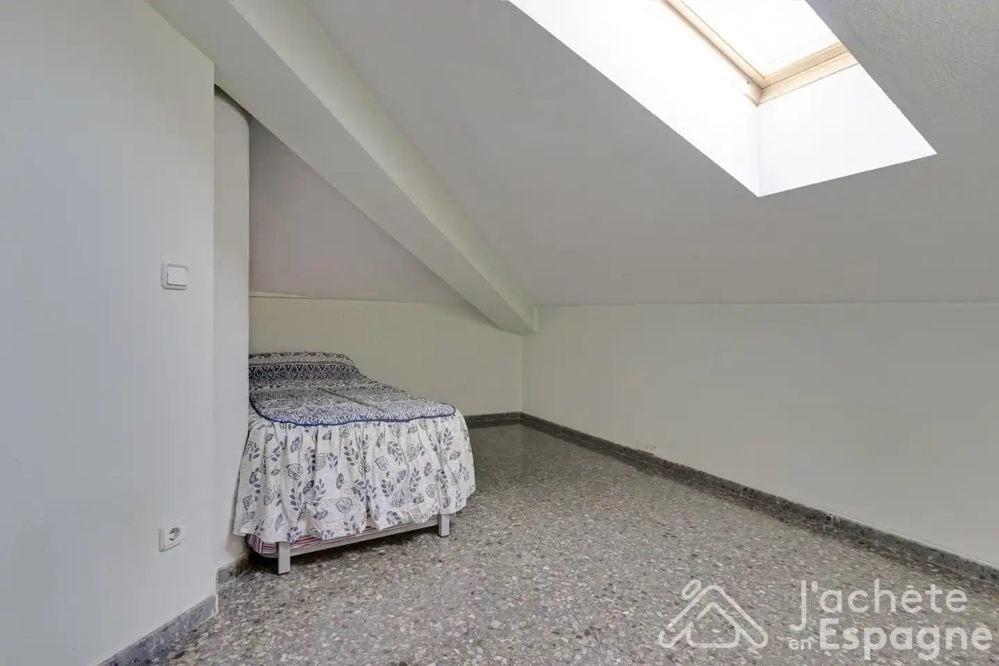 Schlafzimmer von Maisonette zum Verkauf in Valencia mit Klimaanlage, Heizung und Terrasse