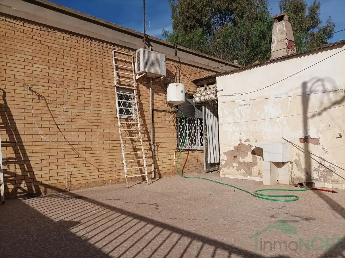 Vista exterior de Pis en venda en Cartagena amb Terrassa i Balcó