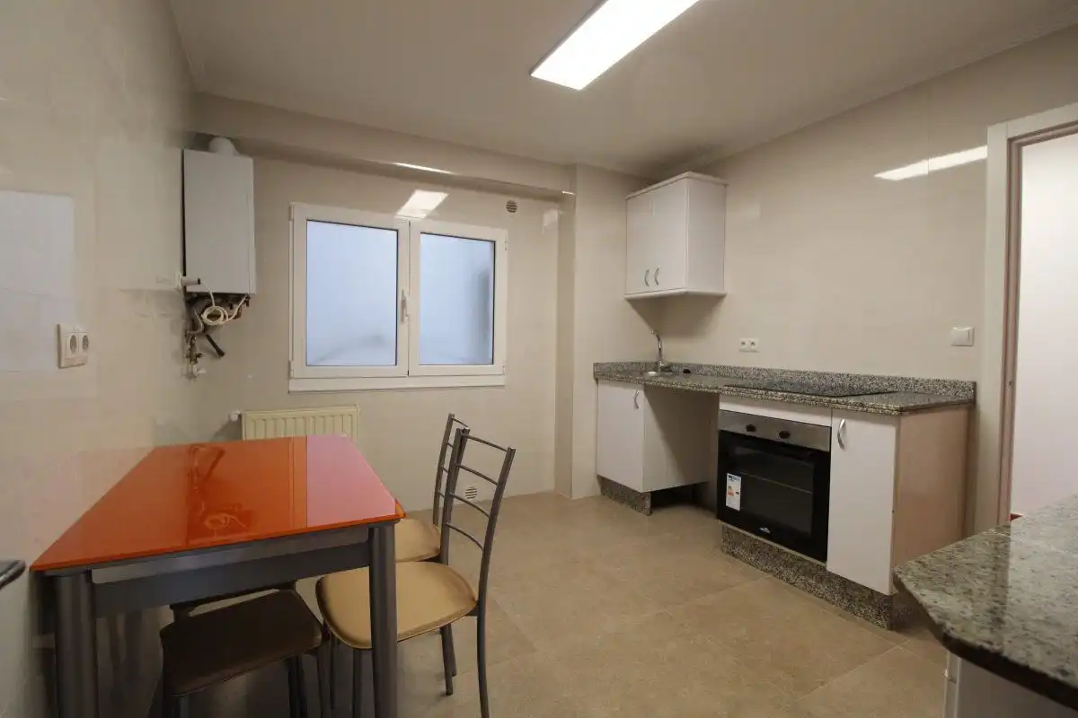 Flat with lift to rent in JERONIMO GONZALEZ, imagen 5