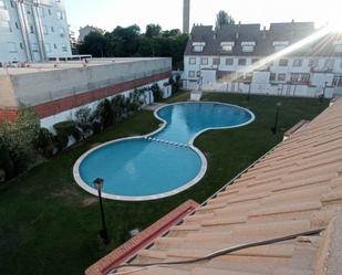 Piscina de Casa adosada en venda en  Albacete Capital amb Aire condicionat, Calefacció i Jardí privat