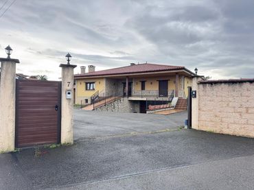 Villa con giardino in vendita a Lugar Granda 6