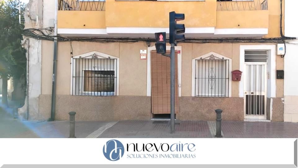 Vista exterior de Planta baja en venta en Sant Joan d'Alacant con Horno