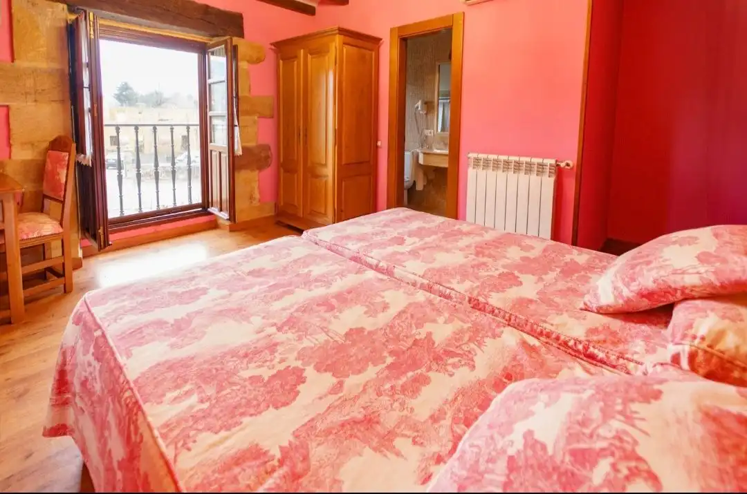 Schlafzimmer von Country house zum Verkauf in Santiurde de Toranzo