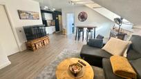 Living room of Attic for sale in Las Rozas de Madrid  with Air Conditioner, Heating and Oven