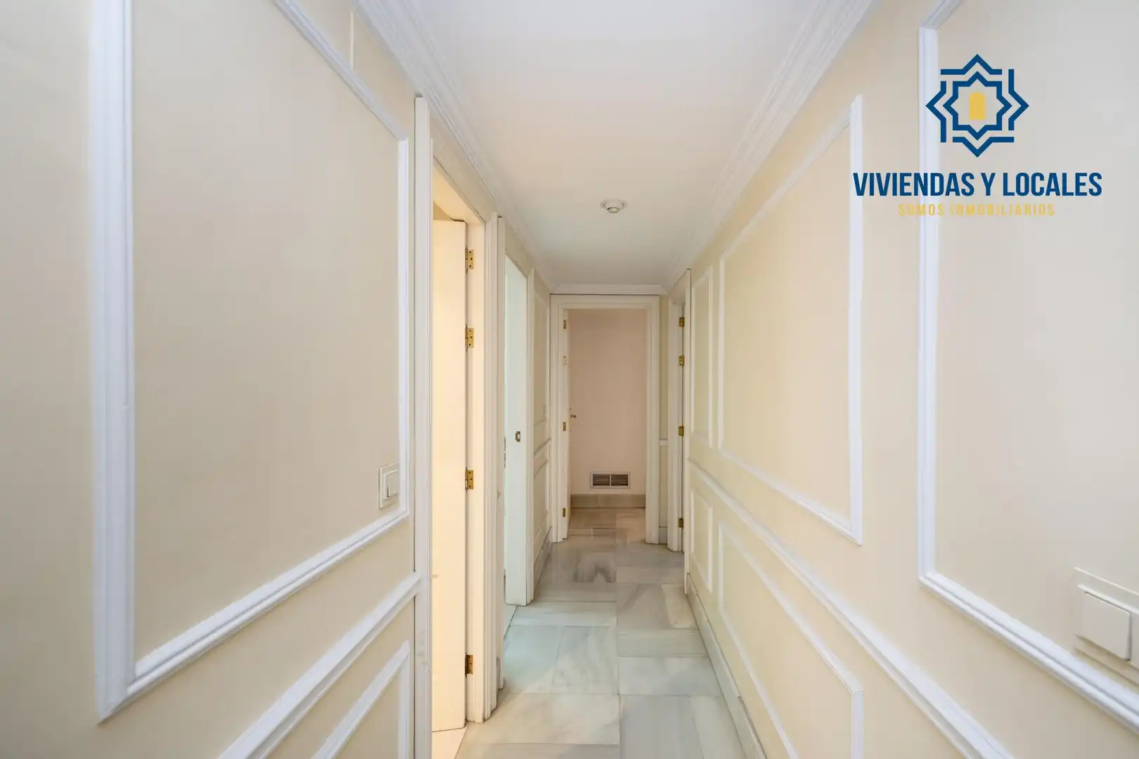 Flat for sale in Granada