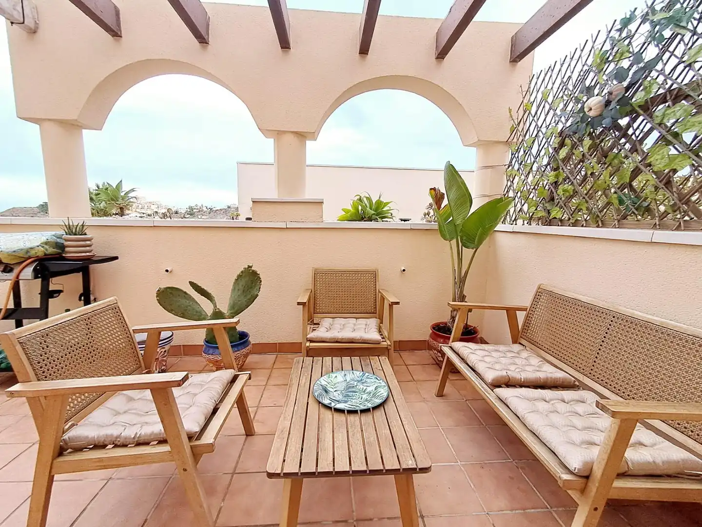 Apartamento con terraza en venta en Los Collados-Los Geraneos