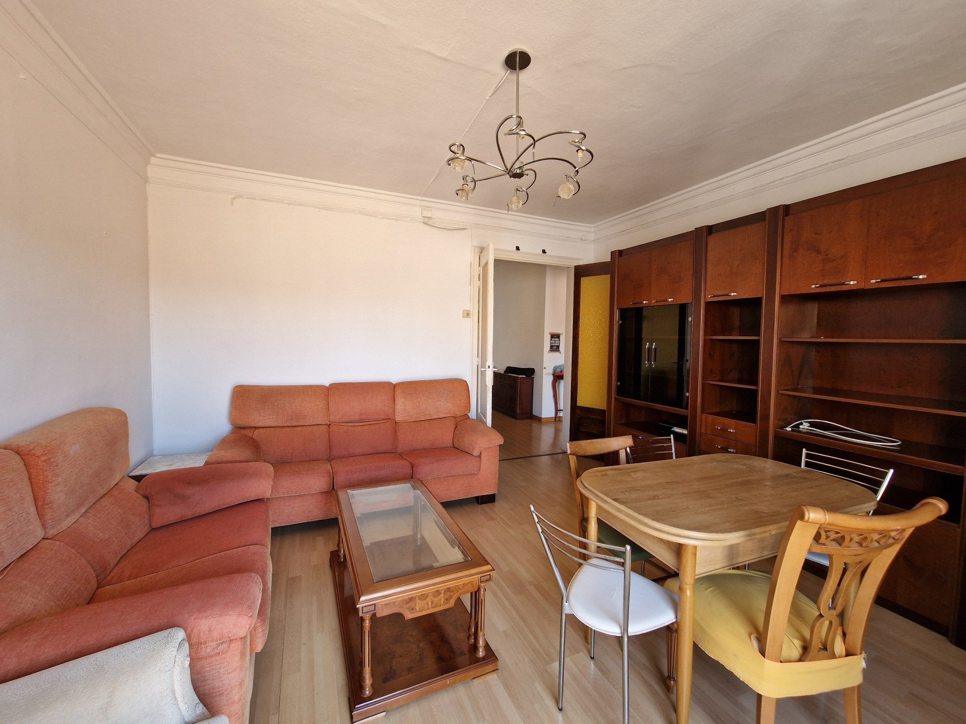 Living room of Flat for sale in Girona Capital  with Heating, Storage room and Furnished