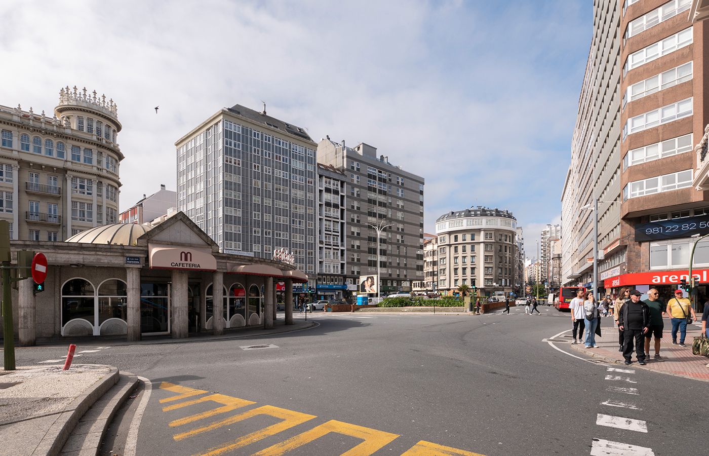 Vista exterior de Pis en venda en A Coruña Capital  amb Calefacció, Terrassa i Moblat
