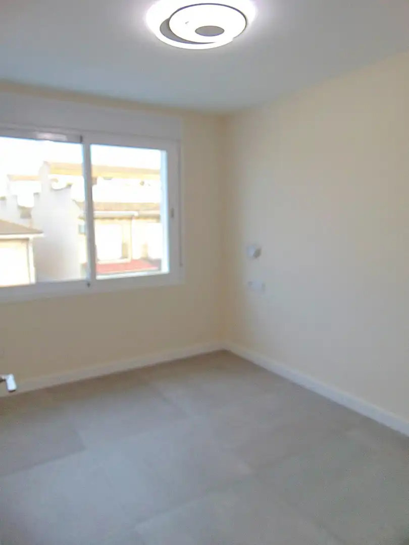Habitación de Casa adosada en venta en San Pedro del Pinatar con Aire acondicionado, Calefacción y Jardín privado