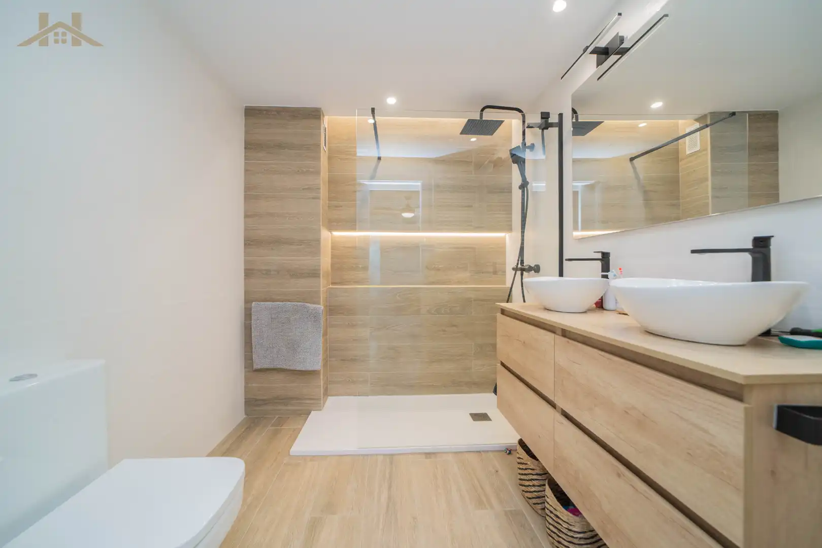 Baño de Piso en venta en Majadahonda con Aire acondicionado, Calefacción y Terraza