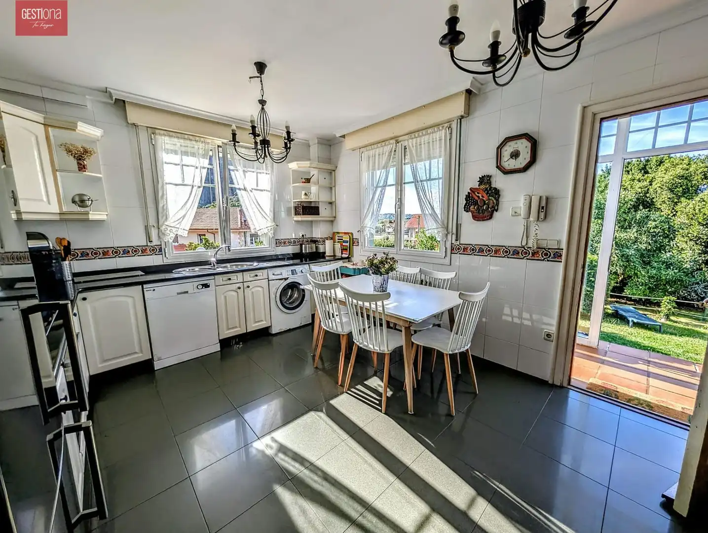 Maison avec terrasse à vendre à Arnuero, imagen 38