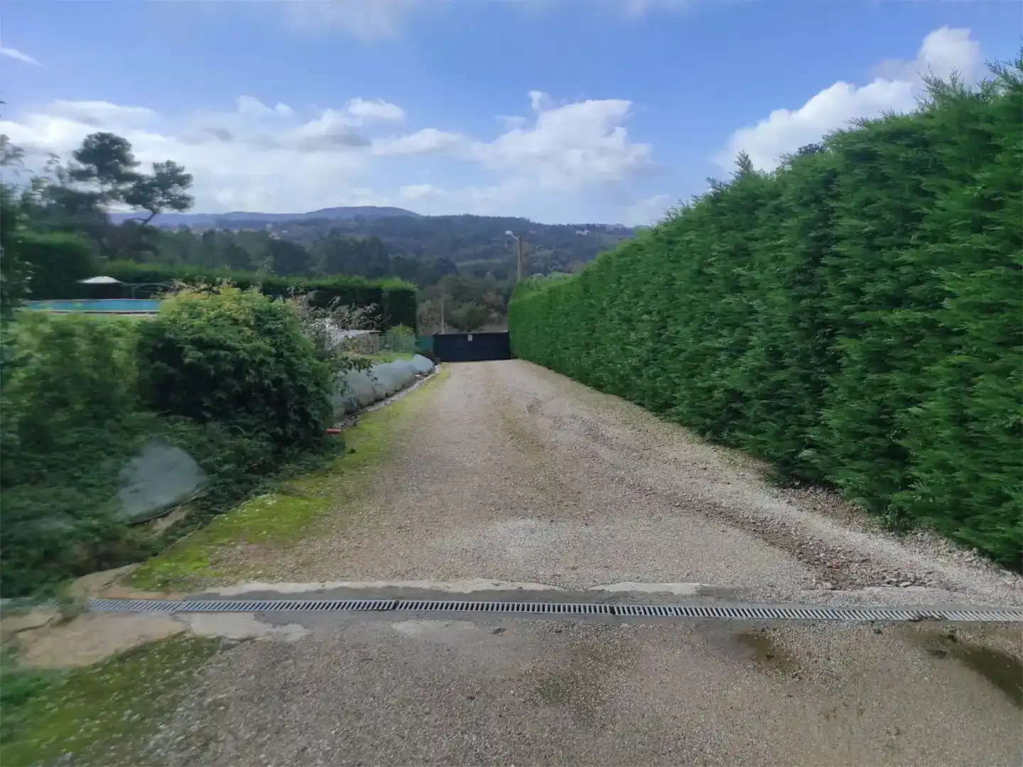 Aparcament de Planta baixa en venda en Cambre  amb Jardí privat, Piscina i Moblat