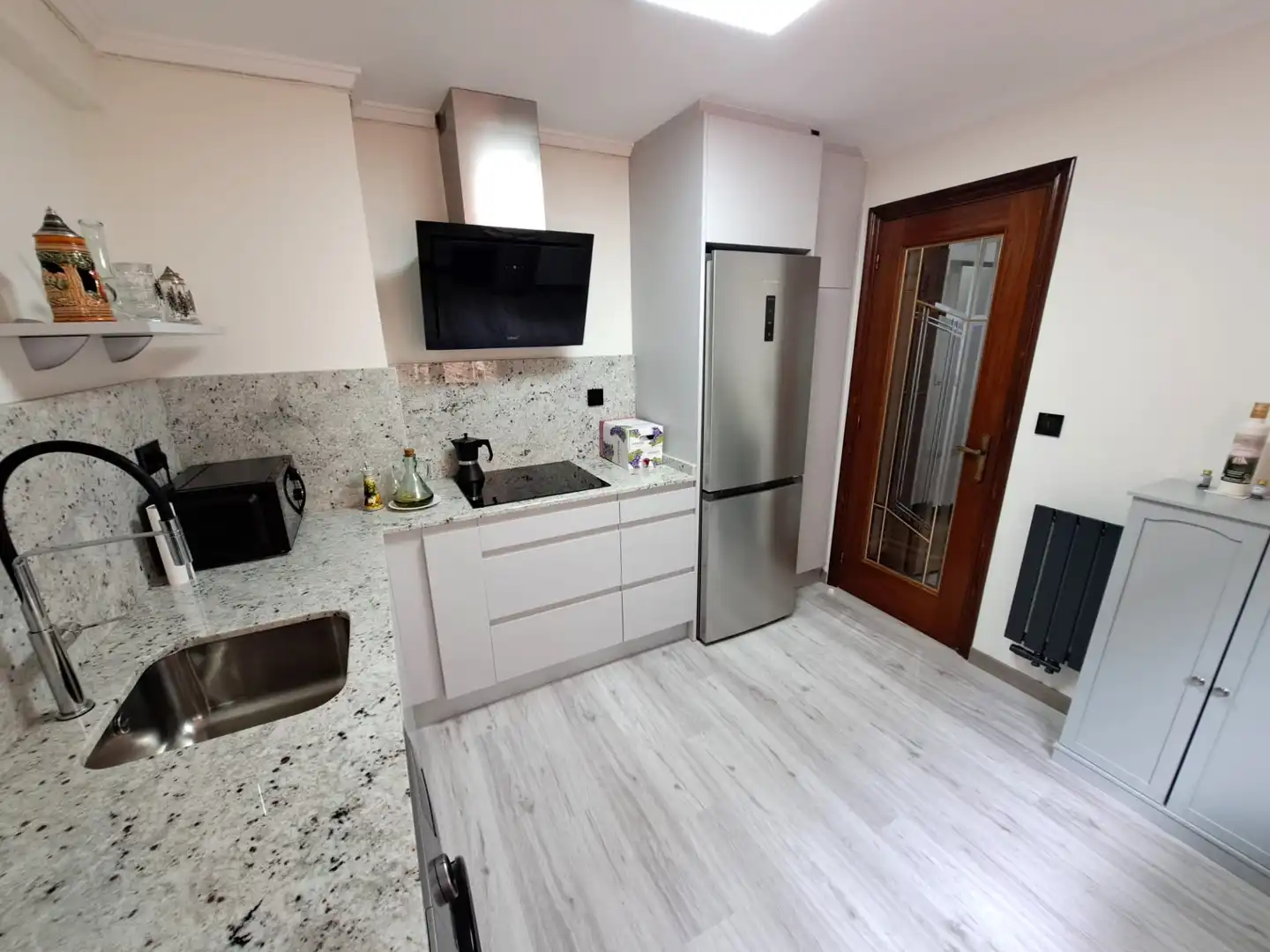 Cocina de Piso en venta en Haro con Calefacción, Terraza y Trastero