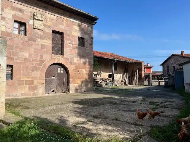 Vista exterior de Finca rústica en venta en Torrelavega  con Jardín privado y Terraza