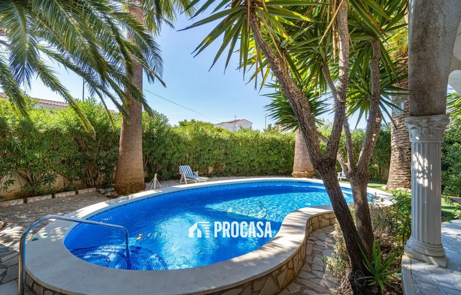 Villa con piscina in vendita a Peni, imagen 2