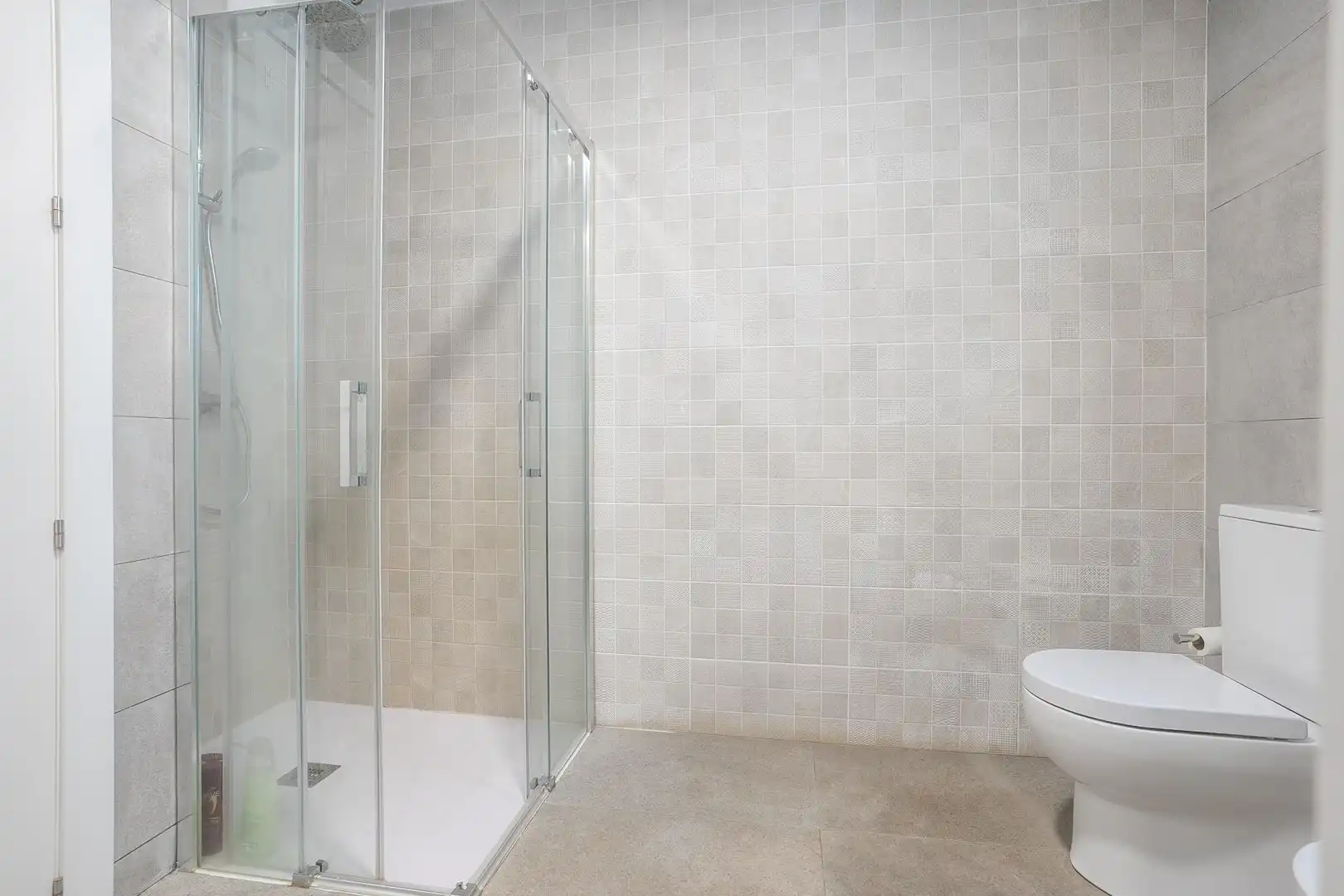 Baño de Casa o chalet en venta en Almería con Aire acondicionado, Jardín privado y Terraza
