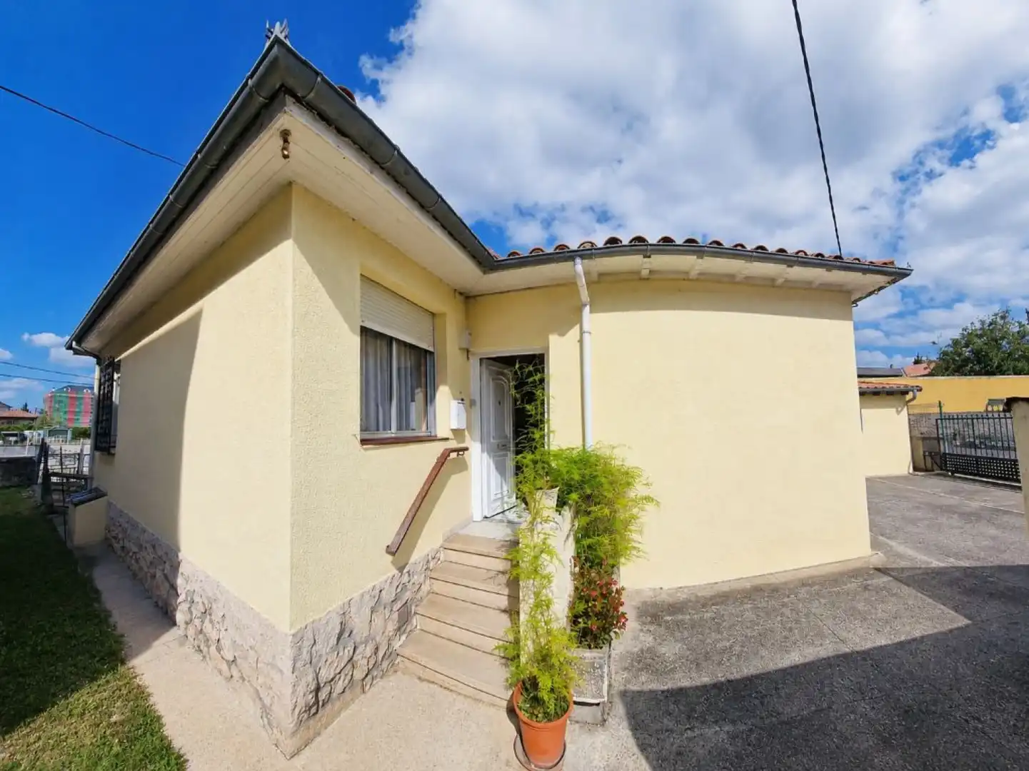 Maison avec jardin à vendre à Los Corrales de Buelna - Calle Felisa campuzano 10
