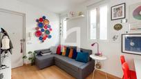 Living room of Flat for sale in  Madrid Capital  with Air Conditioner and Heating