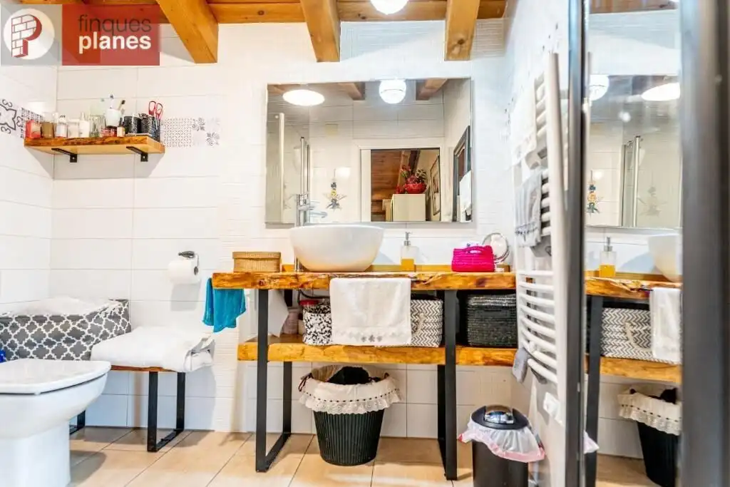Bathroom of Country homes for sale in Arsèguel  with Air Conditioner and Terrace