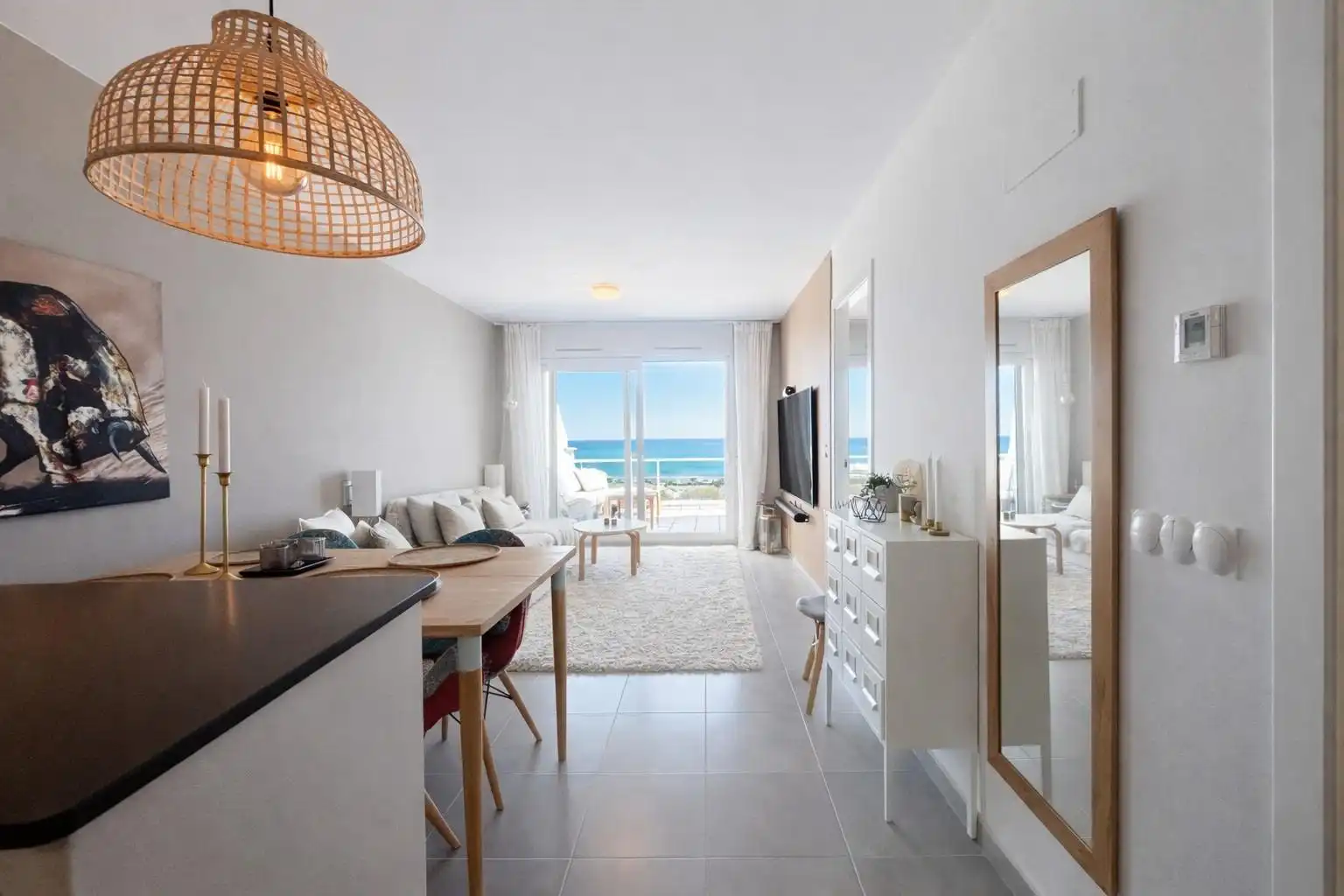 Schlafzimmer von Dachboden zum Verkauf in Santa Pola mit Klimaanlage, Terrasse und Balkon