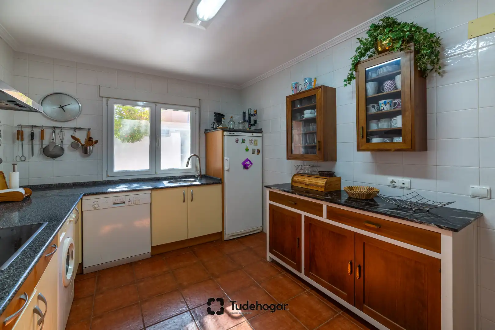Cocina de Casa o chalet en venta en Tudela de Duero con Calefacción, Jardín privado y Amueblado
