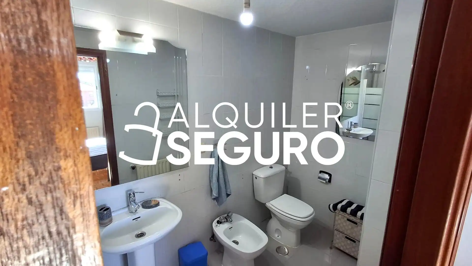 Bany de Pis de lloguer en Ávila amb Calefacció, Terrassa i Moblat
