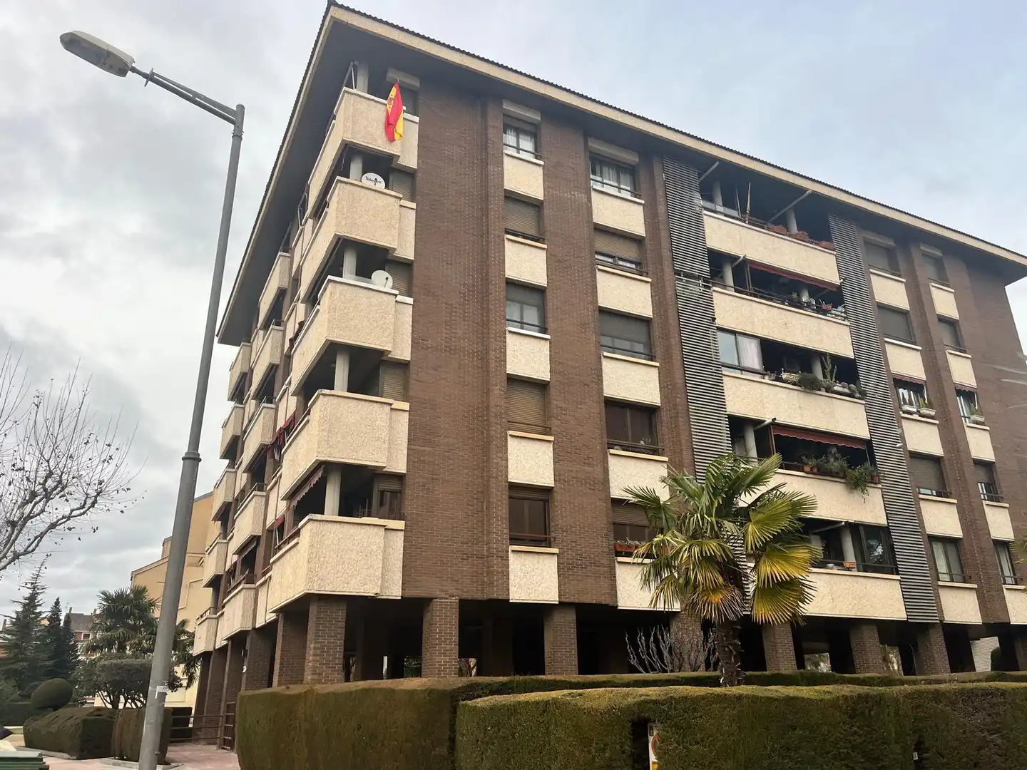 Vista exterior de Pis en venda en Barbastro amb Aire condicionat, Calefacció i Terrassa