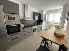Cocina de Piso de alquiler en Gijón  con Calefacción, Parquet y Amueblado