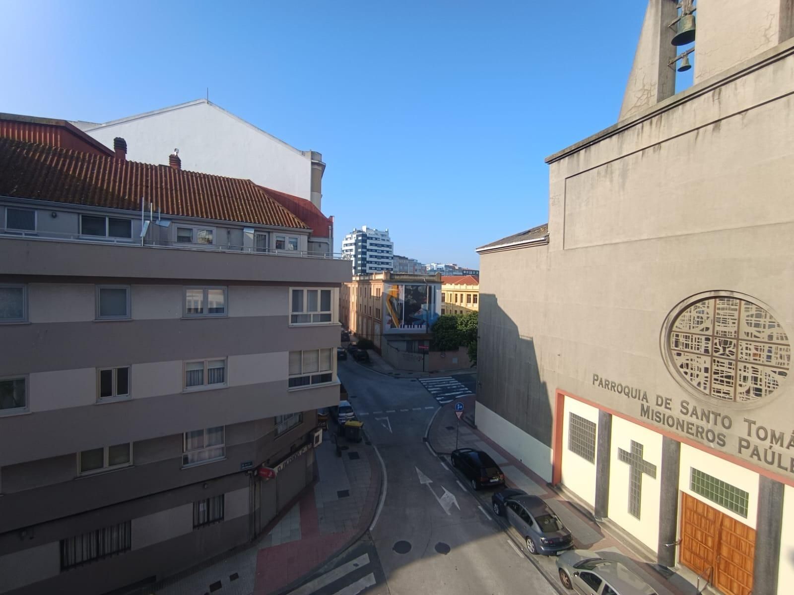 Vista exterior de Pis de lloguer en A Coruña Capital  amb Calefacció i Traster