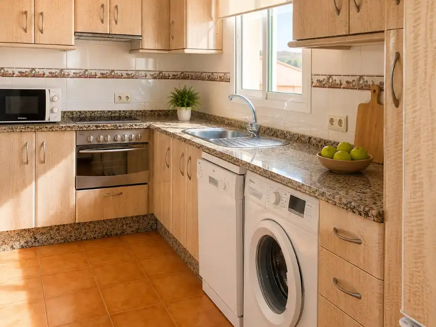 Cocina de Apartamento en venta en Fuengirola con Aire acondicionado y Terraza
