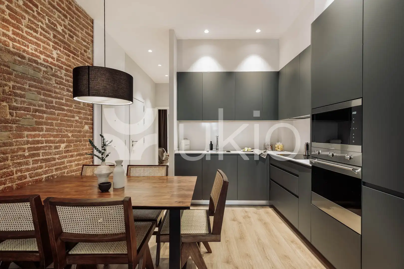 Cocina de Apartamento de alquiler en Barcelona con Aire acondicionado, Calefacción y Terraza