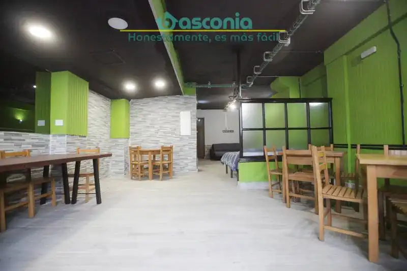 Local en venta en Basauri  con Amueblado