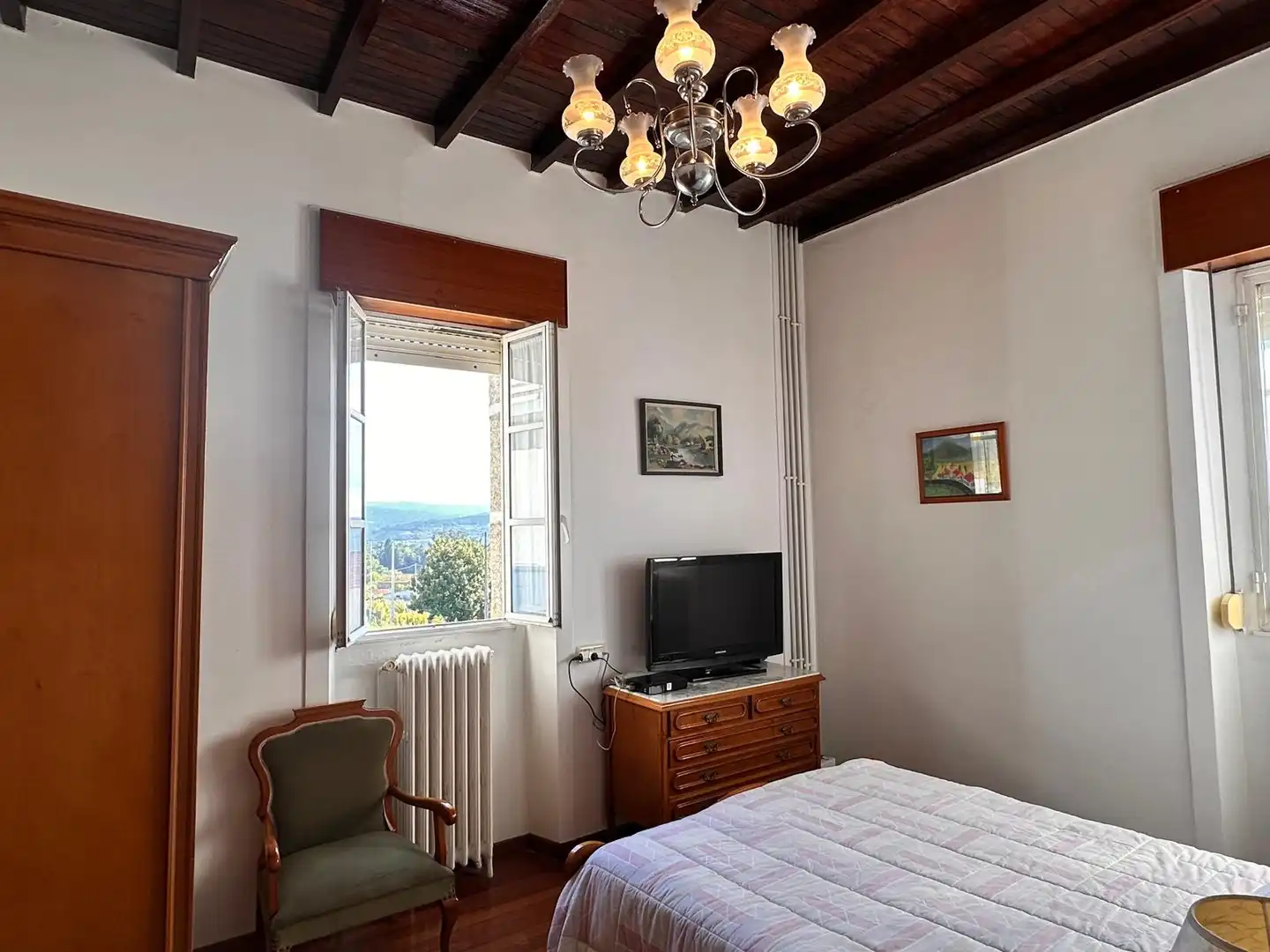 Habitación de Casa o chalet en venta en Vedra con Calefacción, Jardín privado y Amueblado