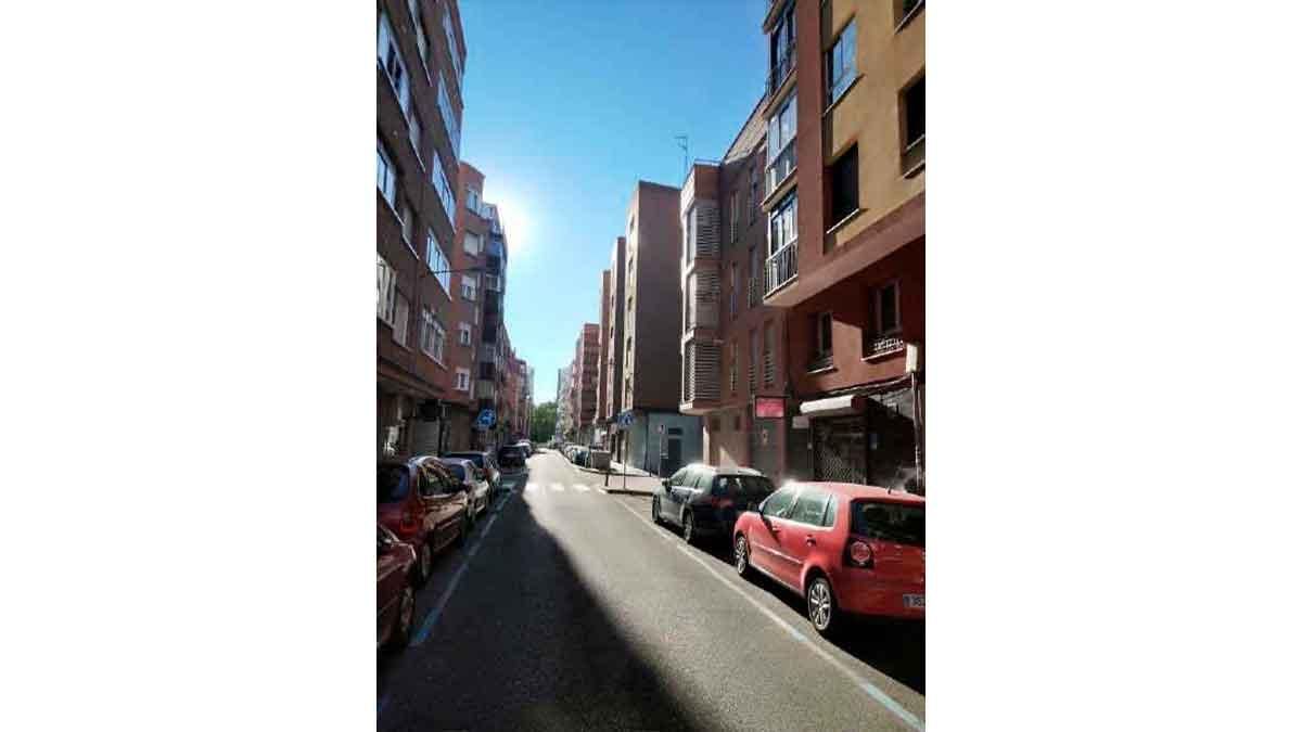 Vista exterior de Local en venta en Valladolid Capital
