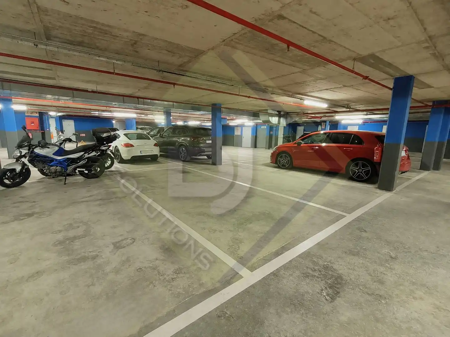 Parking de Piso de alquiler en Mataró con Aire acondicionado, Calefacción y Parquet
