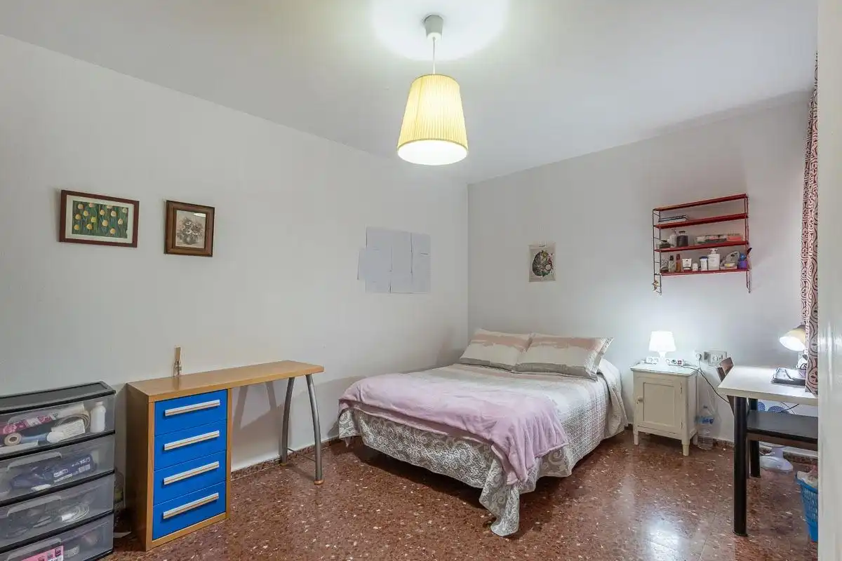 Habitación de Piso en venta en Jaén