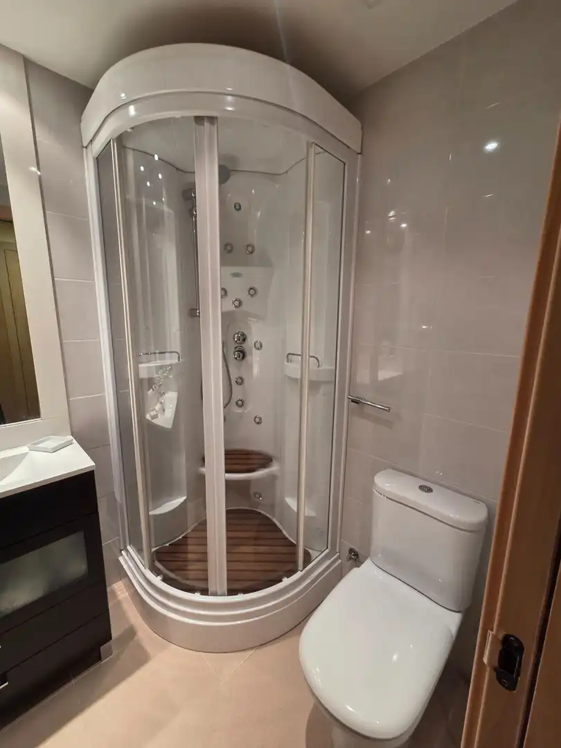 Baño de Ático en venta en Encamp con Calefacción, Parquet y Amueblado