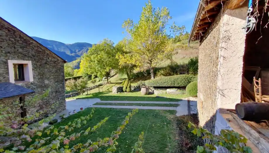 Casa rústica con piscina en venta en Planoles, imagen 33