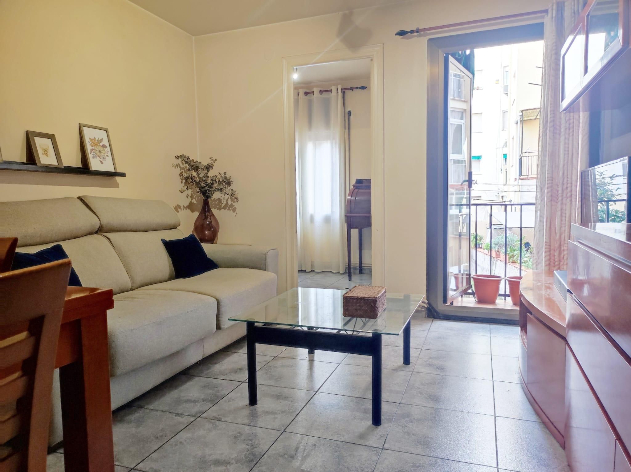 Sala d'estar de Pis en venda en  Barcelona Capital amb Calefacció i Balcó