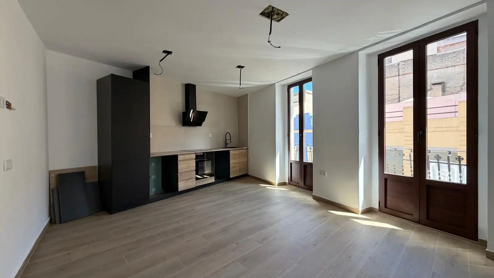 Wohnzimmer von Wohnung zum Verkauf in Carcaixent mit Klimaanlage, Heizung und Ofen