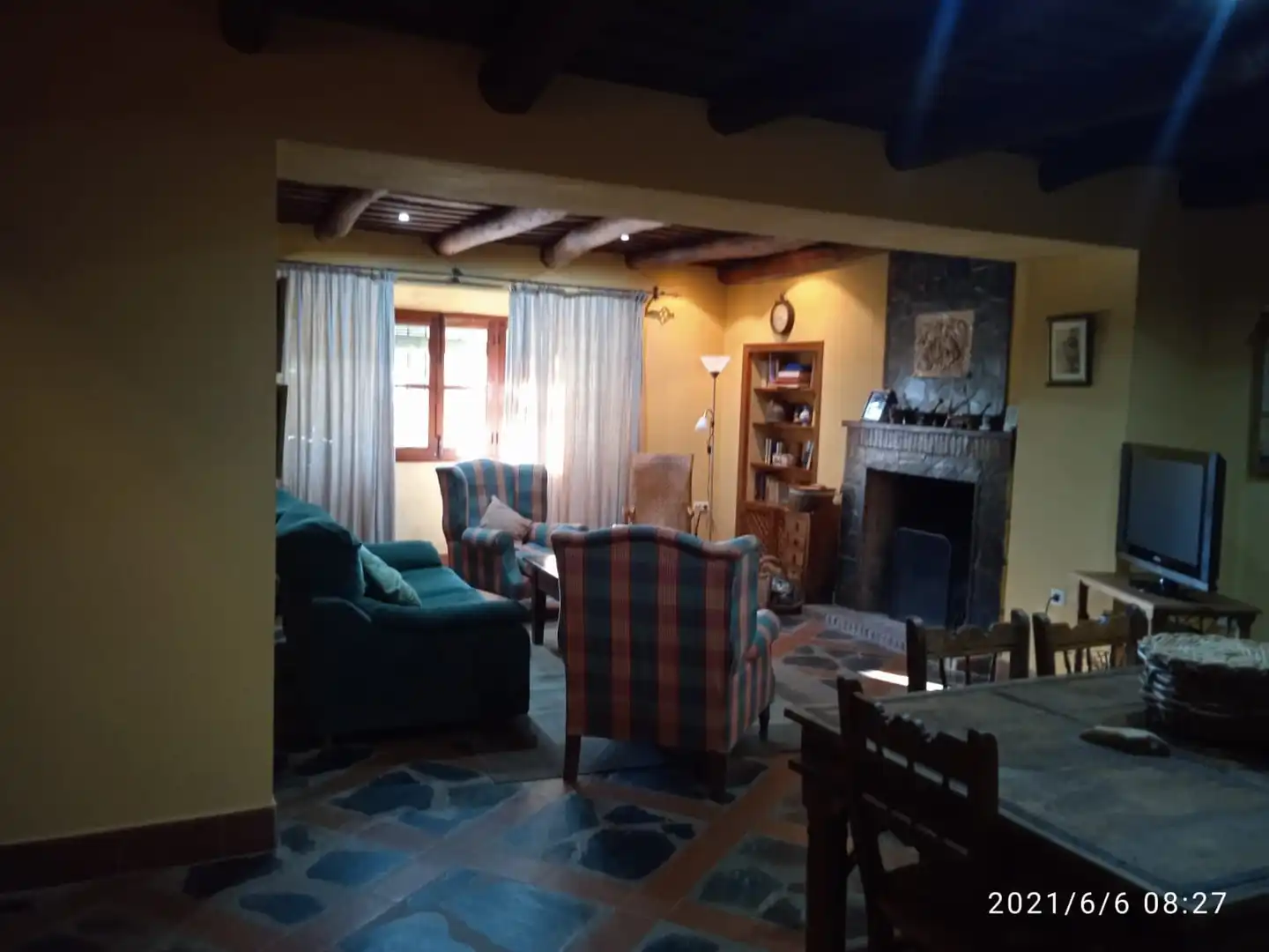 Sala de estar de Finca rústica en venta en Aracena con Aire acondicionado, Jardín privado y Parquet